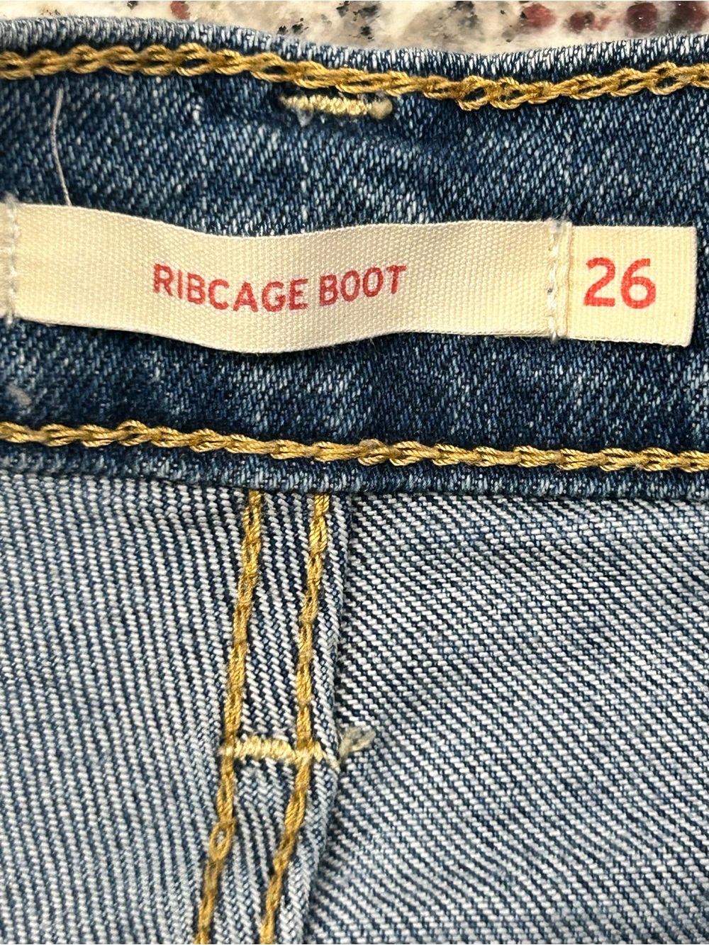 Levi’s Ribcage Boot Cut Button Fly Jeans 26/33 Women’s Denim Casual Retro - Picture 2 of 13